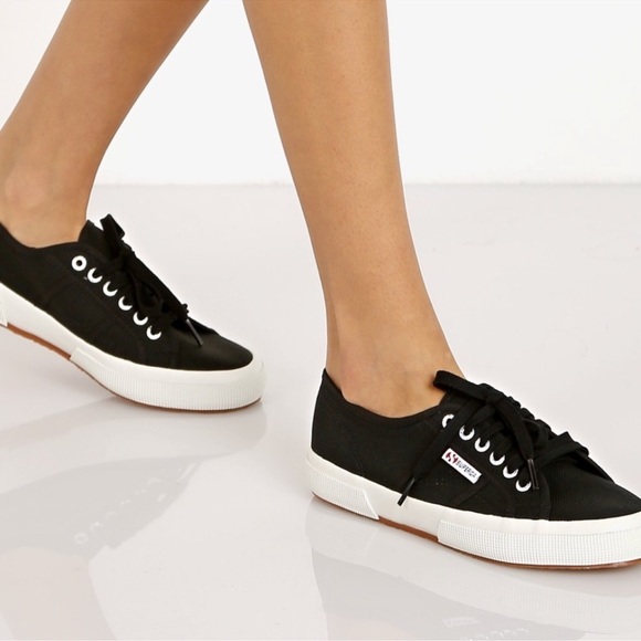 Superga Navy Cotu Classic Trainer Canvas Sneakers size 9 1/2 - Picture 2 of 12